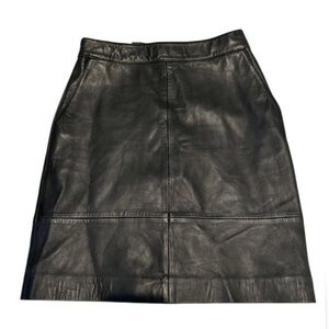 GESTUZ SOFT LINED BLACK LEATHER ZIPPERED MIDI-SKIRT w SIDE POCKETS GENTLY WORN